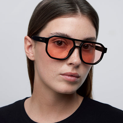 Seba Black Peach