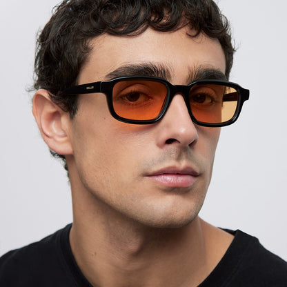 Tari Black Orange